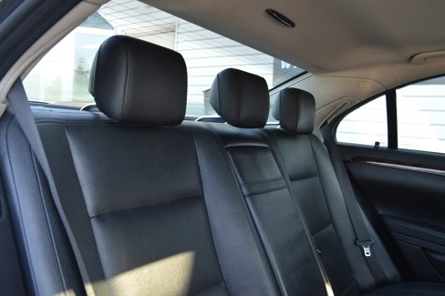 Used 2010 Mercedes-Benz S 550 4MATIC image 23