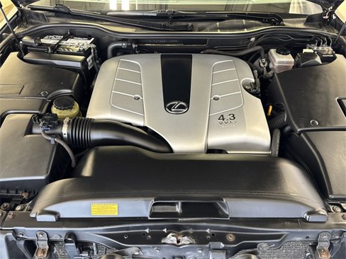 Used 2005 Lexus LS 430 image 24