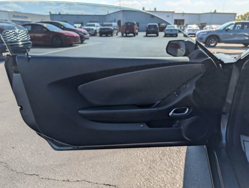 Used 2011 Chevrolet Camaro LT image 11