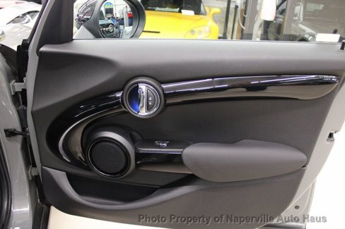 Used 2015 MINI Cooper 4-Door Hardtop image 45