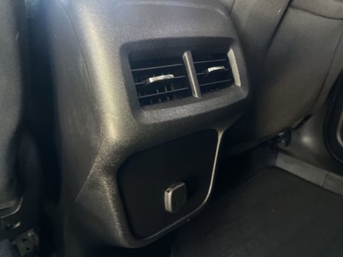 Used 2018 Chevrolet Equinox LT image 20