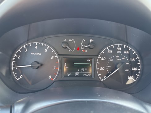 Used 2015 Nissan Sentra S image 25
