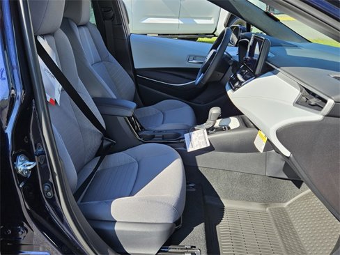 New 2025 Toyota Corolla SE image 16