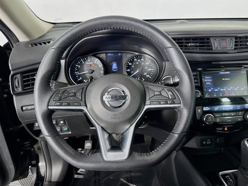 Certified 2020 Nissan Rogue SV image 13
