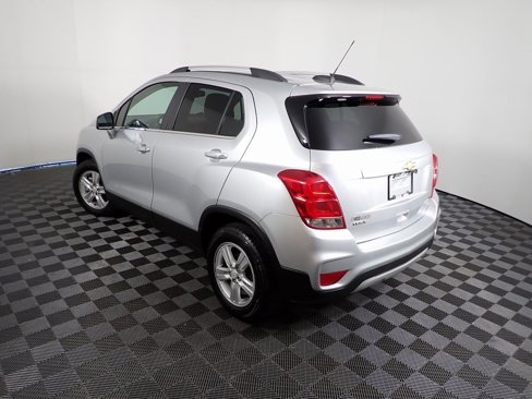 Used 2019 Chevrolet Trax LT w/ LT Convenience Package image 10