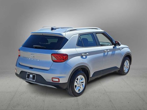 Used 2020 Hyundai Venue SEL image 8