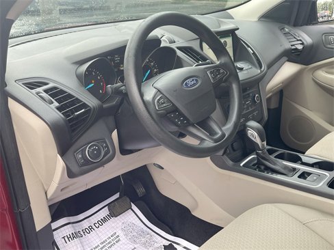 Used 2019 Ford Escape SE image 10