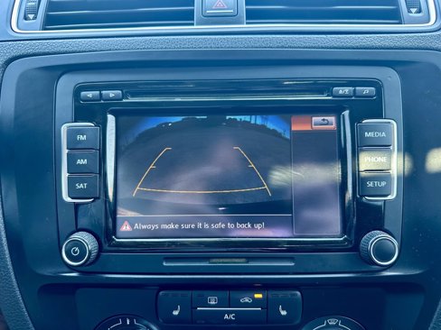 Used 2015 Volkswagen Jetta SE image 22