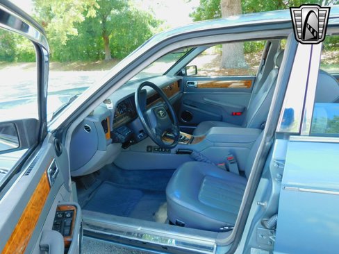 Used 1991 Jaguar XJ Vanden Plas image 19