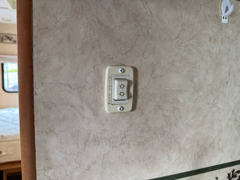 Used 2006 Ford E-450 and Econoline 450 image 32