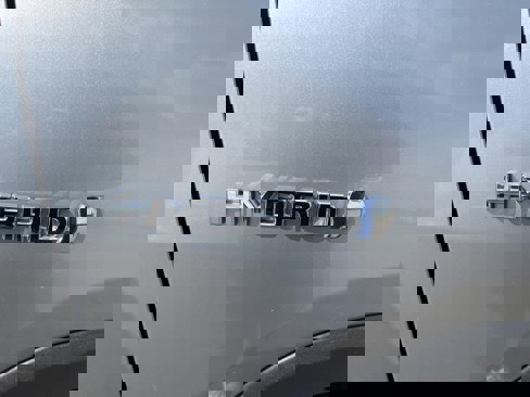 Certified 2019 Toyota RAV4 LE image 7