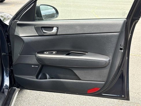 Used 2018 Kia Optima EX image 8