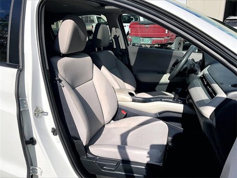 Used 2018 Honda HR-V EX image 7