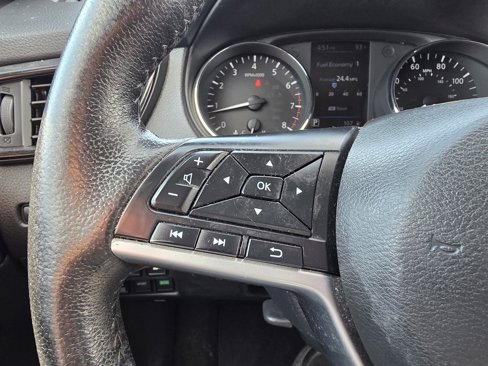 Used 2019 Nissan Rogue SL image 17