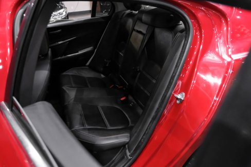 Used 2017 Jaguar XE Prestige image 30