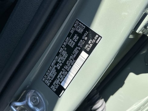 Certified 2022 Volvo C40 P8 Recharge Ultimate image 29