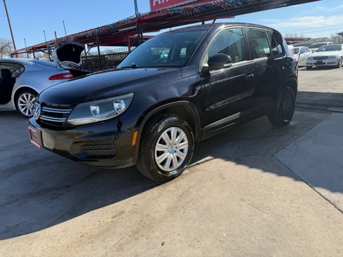 Used 2012 Volkswagen Tiguan S image 4