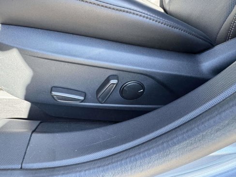 Used 2021 Ford Mustang Mach-E Premium image 17
