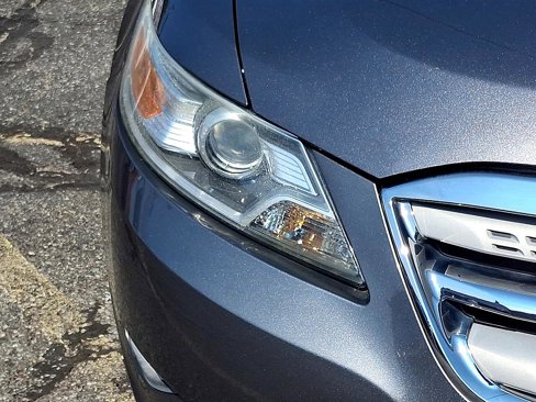 Used 2012 Ford Taurus SEL image 12