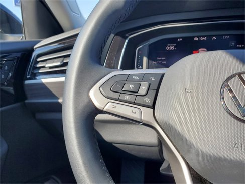 Used 2022 Volkswagen Jetta SEL image 14