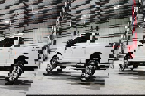 Used 2019 Ford F250 Platinum w/ Platinum Ultimate Package image 7