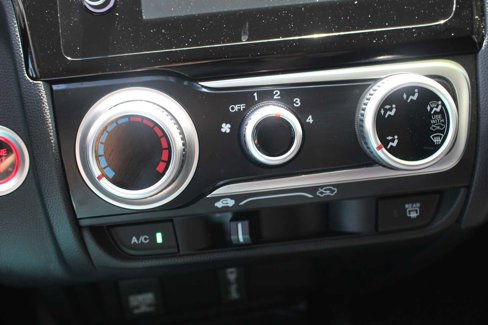 Used 2020 Honda Fit EX image 34