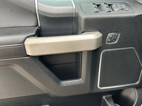 Used 2019 Ford F150 Lariat w/ Equipment Group 502A Luxury image 16