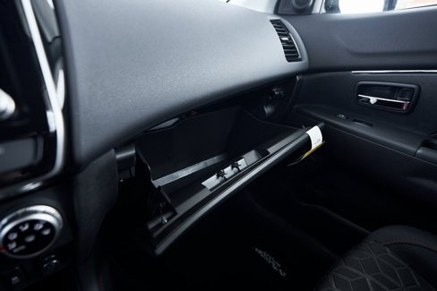 New 2025 Mitsubishi Outlander Sport LE image 45