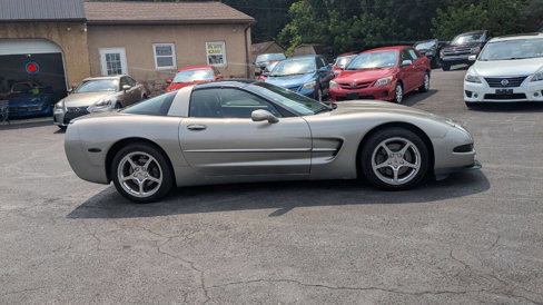 Used 2001 Chevrolet Corvette Coupe w/ Preferred Equipment Group1 image 5