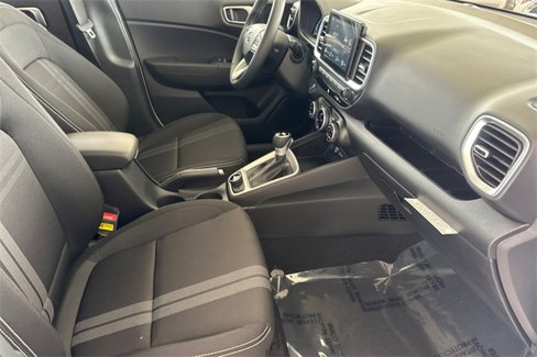 New 2025 Hyundai Venue SEL image 13