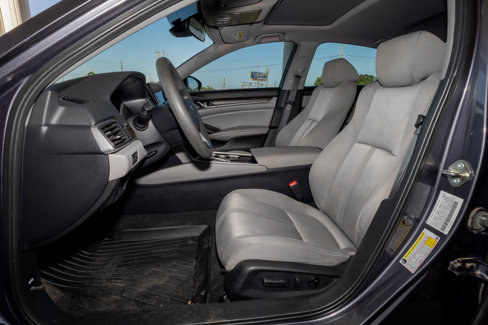 Used 2019 Honda Accord EX image 10