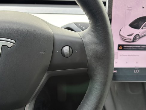 Used 2021 Tesla Model 3 Standard Range Plus image 18