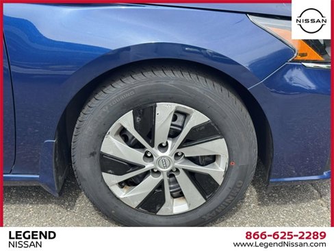 Used 2023 Nissan Altima 2.5 S image 9