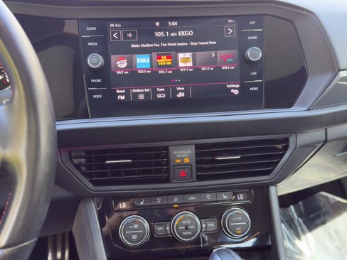 Used 2020 Volkswagen Jetta GLI Autobahn image 17