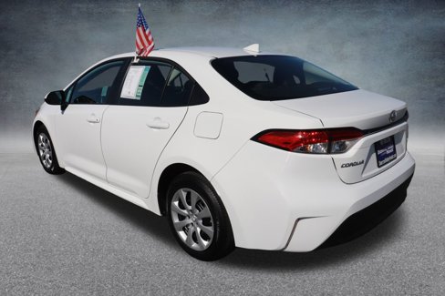 Used 2024 Toyota Corolla LE image 4