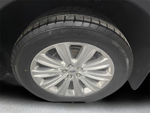 Used 2020 Ford Explorer Limited w/ Class III Trailer Tow Package image 40