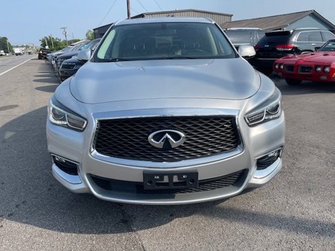 Used 2018 INFINITI QX60 FWD image 2