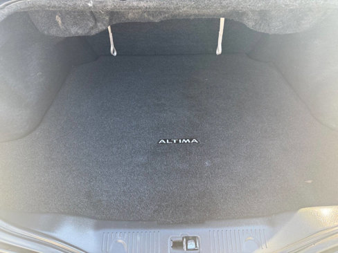 Used 2012 Nissan Altima 3.5 SR w/ 3.5SR Premium Pkg image 21