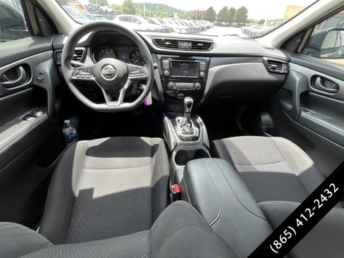 Used 2020 Nissan Rogue Sport S image 12