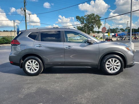 Used 2019 Nissan Rogue SV image 5