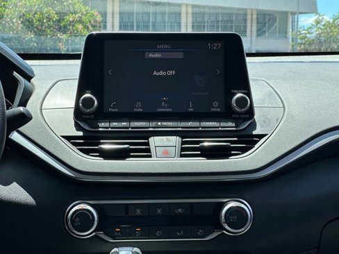 Used 2022 Nissan Altima 2.5 SV image 16
