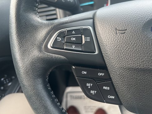 Used 2021 Ford EcoSport SES w/ Interior Protection Package image 24
