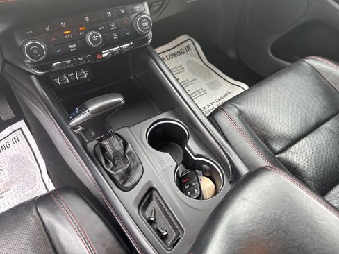 Used 2023 Dodge Durango GT image 40