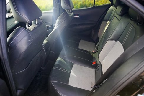 Used 2019 Toyota Corolla XSE image 17