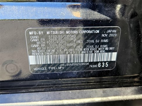 Used 2024 Mitsubishi Outlander SE image 17