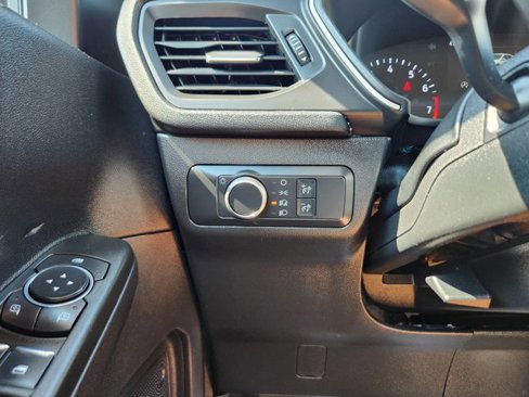 Used 2020 Ford Escape SE image 22