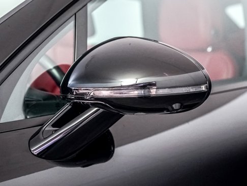 Certified 2024 Porsche Macan image 27