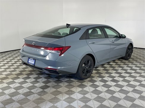 Certified 2023 Hyundai Elantra SEL image 16