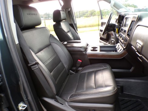 Used 2019 GMC Sierra 3500 Denali w/ Duramax Plus Package image 28