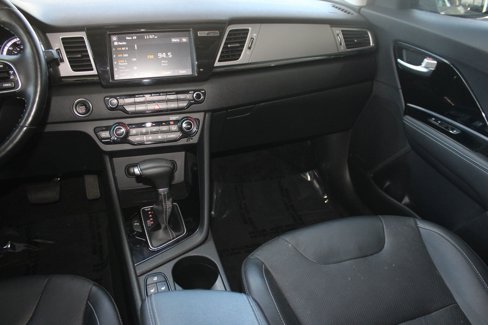 Used 2019 Kia Niro Touring image 32